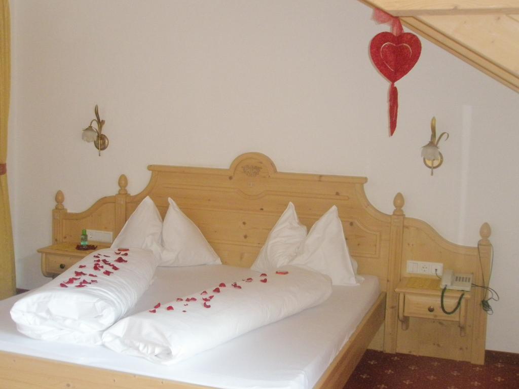 Hotel Tolderhof San Candido Esterno foto