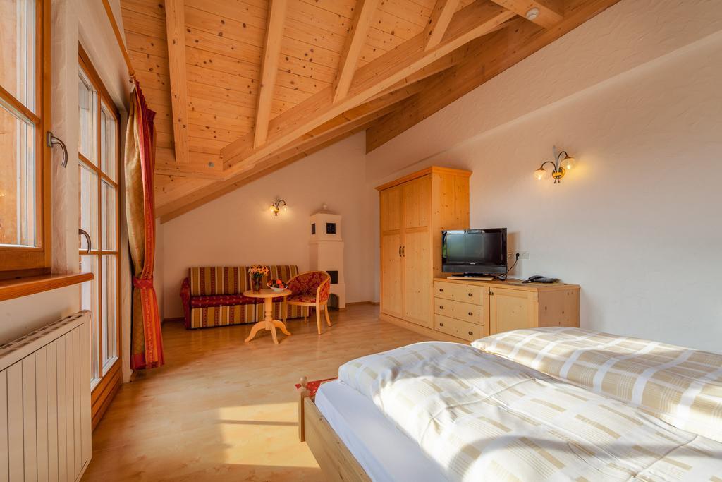 Hotel Tolderhof San Candido Esterno foto