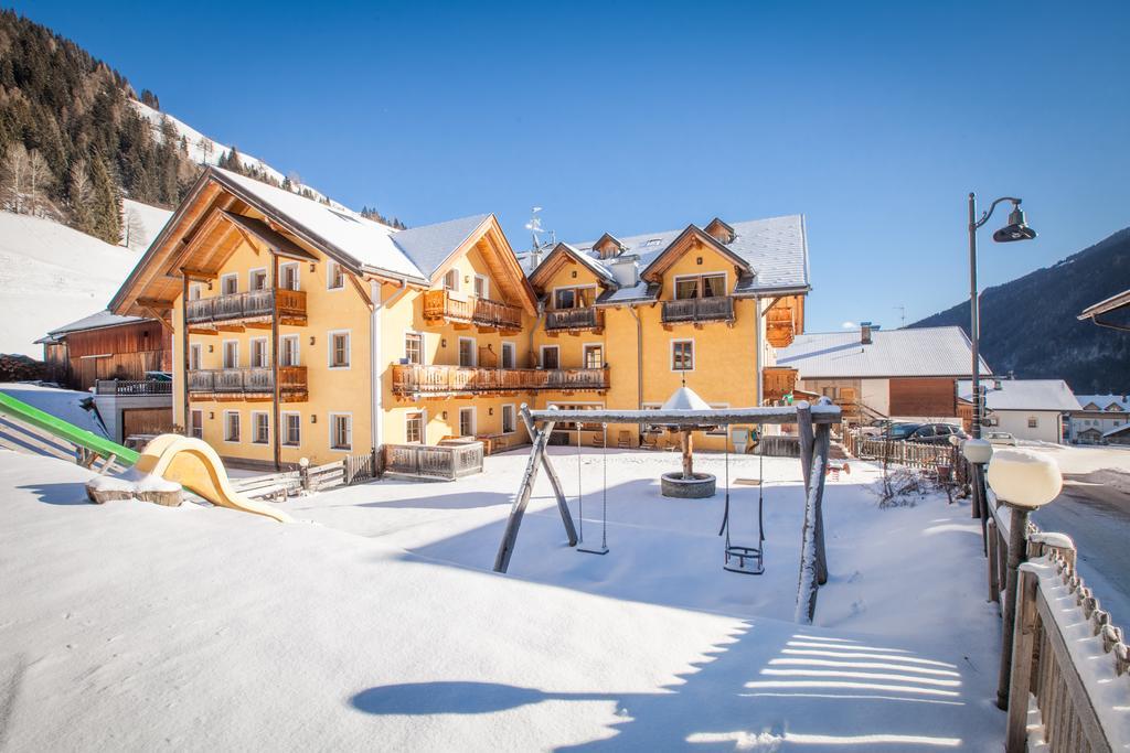 Hotel Tolderhof San Candido Esterno foto